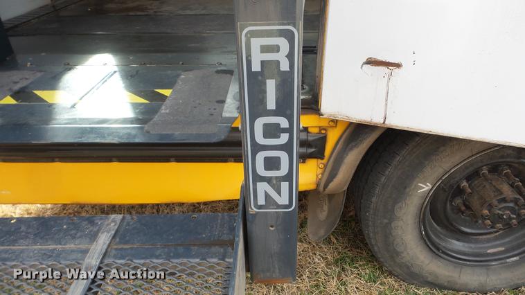 image for item DA2115 1993 Ford Econoline E350 school bus