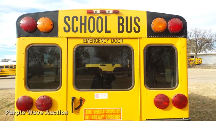 image for item DA2115 1993 Ford Econoline E350 school bus