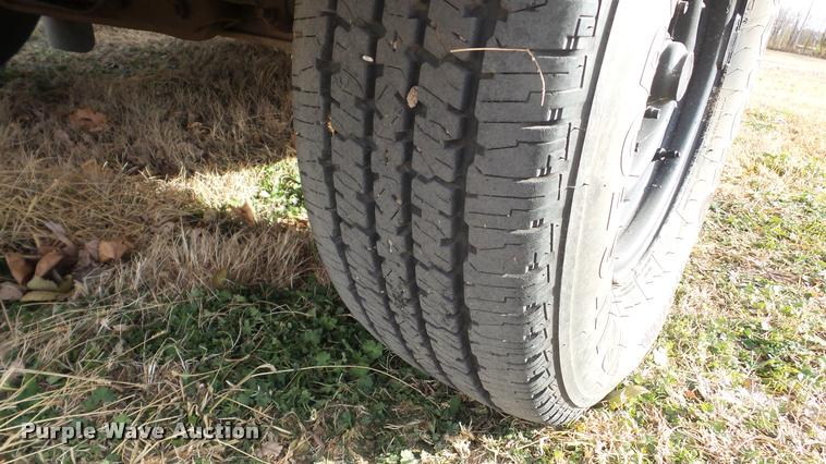 image for item DA2115 1993 Ford Econoline E350 school bus