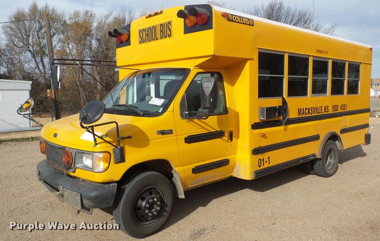 image for item DA2116 2001 Ford Econoline E450 school bus