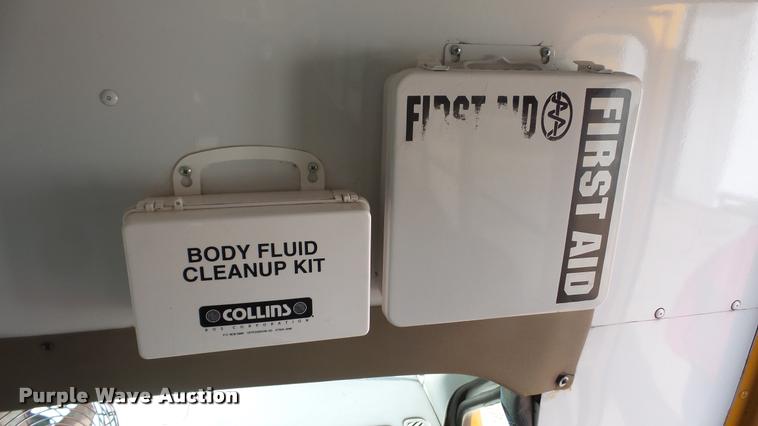 image for item DA2116 2001 Ford Econoline E450 school bus