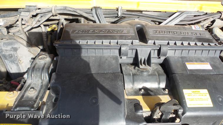 image for item DA2116 2001 Ford Econoline E450 school bus