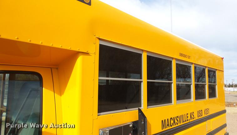 image for item DA2116 2001 Ford Econoline E450 school bus