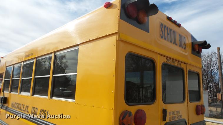 image for item DA2116 2001 Ford Econoline E450 school bus