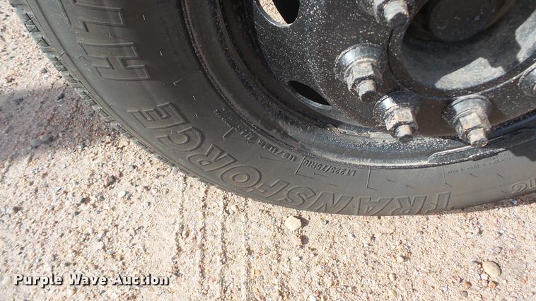 image for item DA2116 2001 Ford Econoline E450 school bus