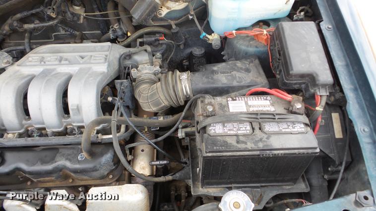 image for item DA2118 1994 Plymouth Grand Voyager van