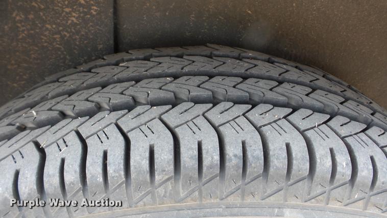 image for item DA2118 1994 Plymouth Grand Voyager van