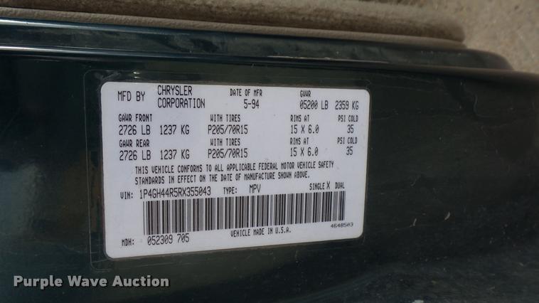 image for item DA2118 1994 Plymouth Grand Voyager van