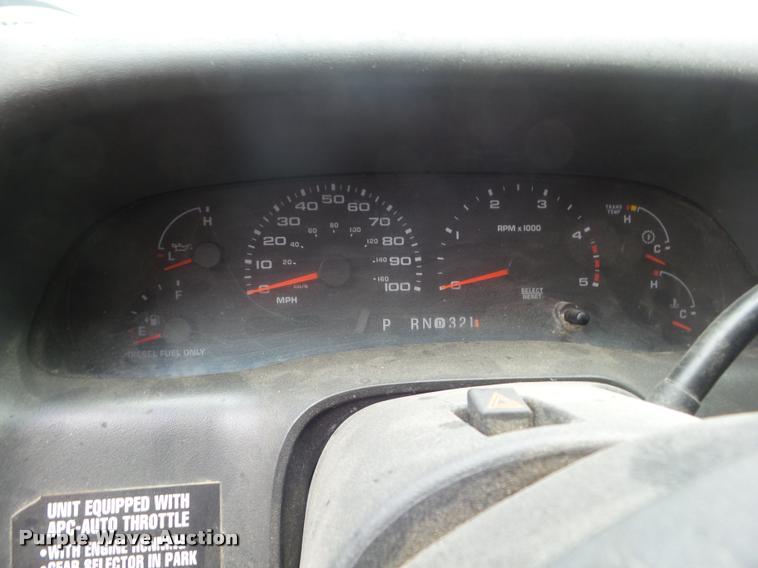 image for item DA5099 2004 Ford F450 Super Duty ambulance