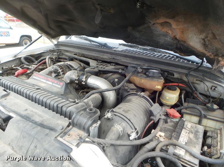 image for item DA5099 2004 Ford F450 Super Duty ambulance