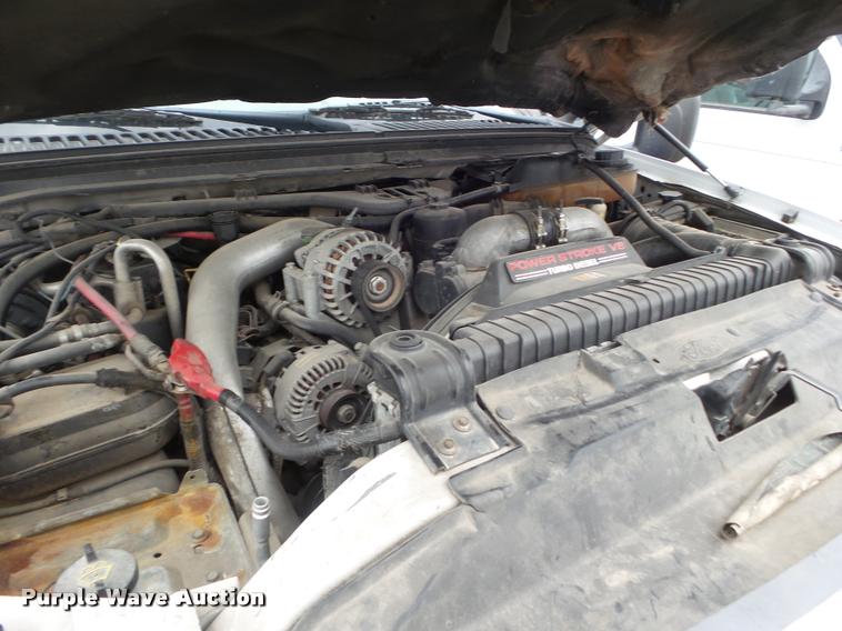 image for item DA5099 2004 Ford F450 Super Duty ambulance