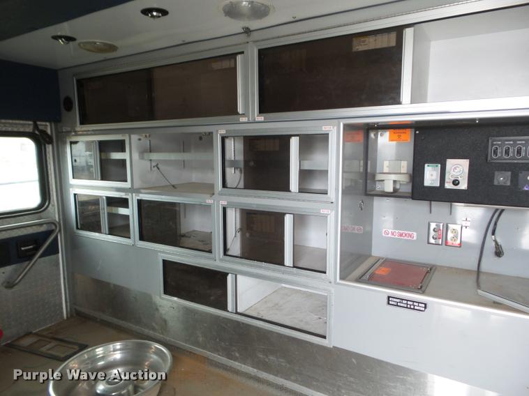 image for item DA5099 2004 Ford F450 Super Duty ambulance