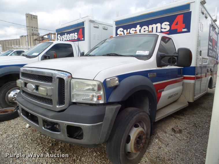 image for item DA5102 2007 Ford F450 Super Duty ambulance