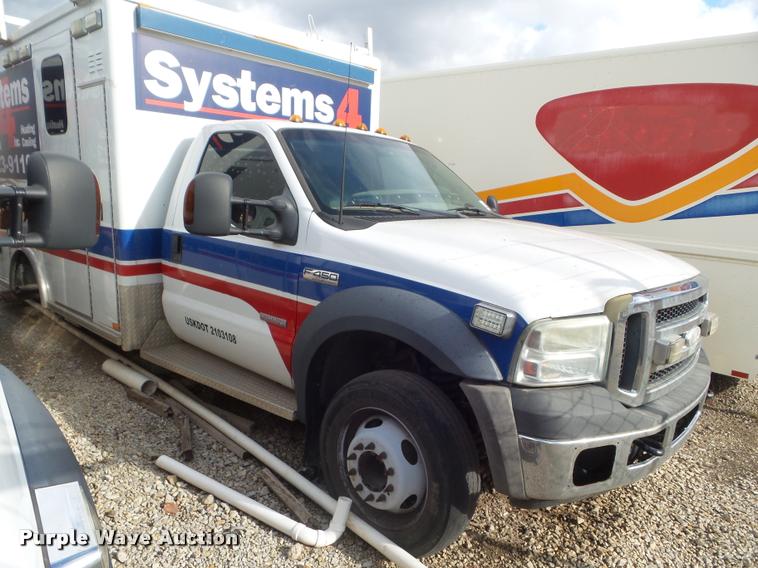 image for item DA5102 2007 Ford F450 Super Duty ambulance