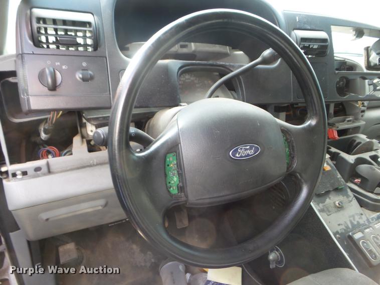 image for item DA5102 2007 Ford F450 Super Duty ambulance