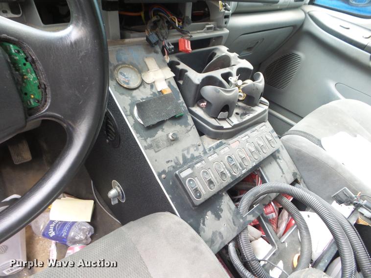 image for item DA5102 2007 Ford F450 Super Duty ambulance