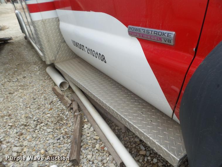 image for item DA5102 2007 Ford F450 Super Duty ambulance