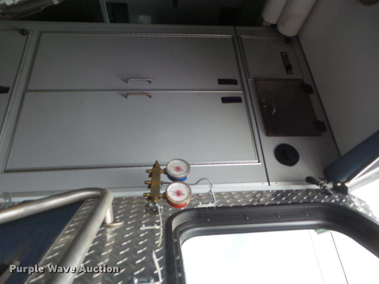 image for item DA5102 2007 Ford F450 Super Duty ambulance