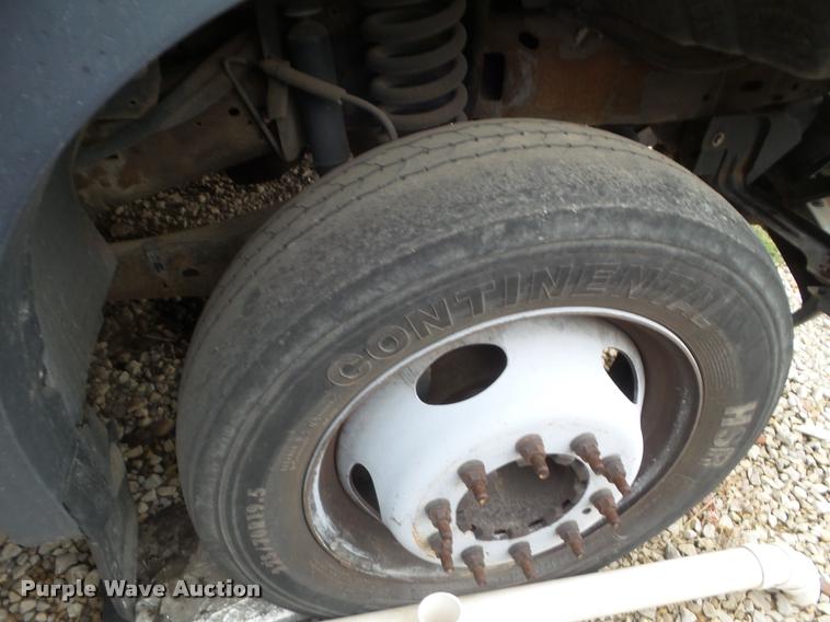 image for item DA5102 2007 Ford F450 Super Duty ambulance