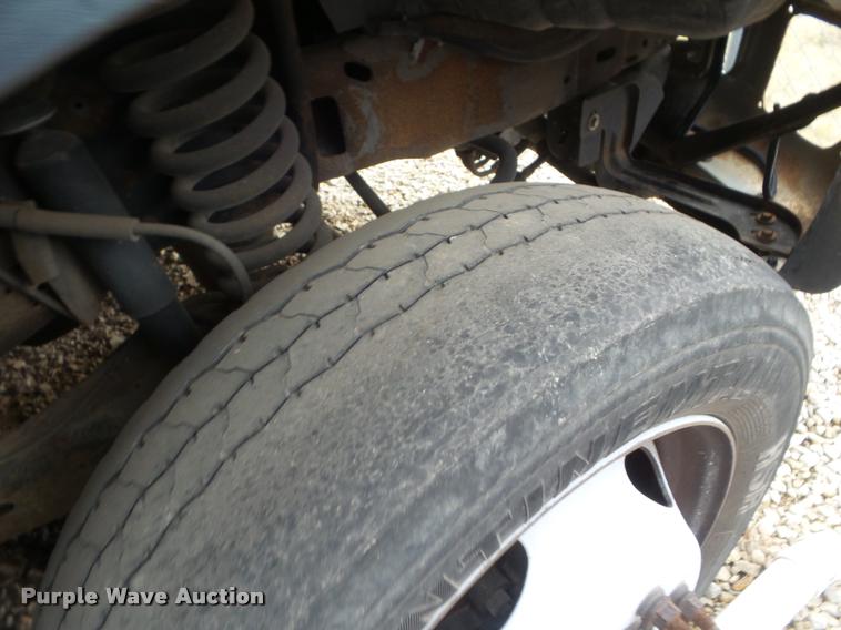 image for item DA5102 2007 Ford F450 Super Duty ambulance