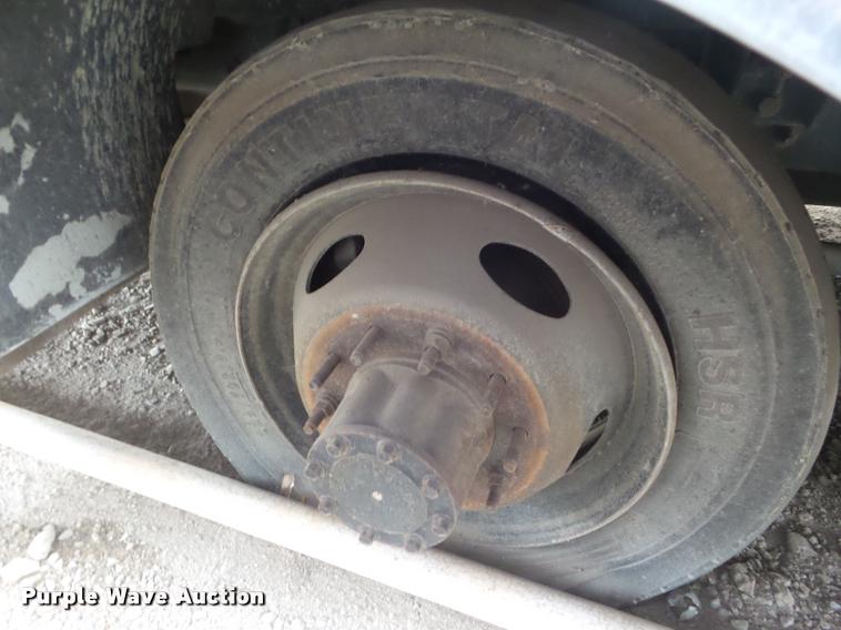 image for item DA5102 2007 Ford F450 Super Duty ambulance