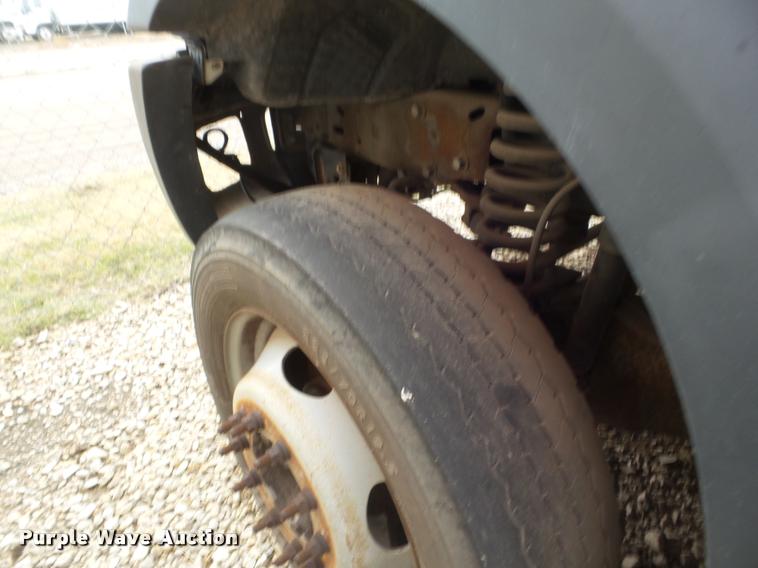 image for item DA5102 2007 Ford F450 Super Duty ambulance