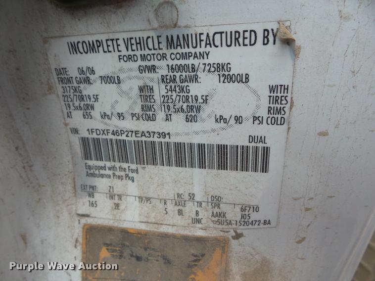 image for item DA5102 2007 Ford F450 Super Duty ambulance