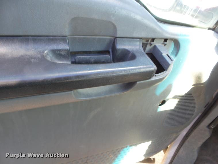 image for item DA5108 2005 Ford F250 Super Duty pickup truck