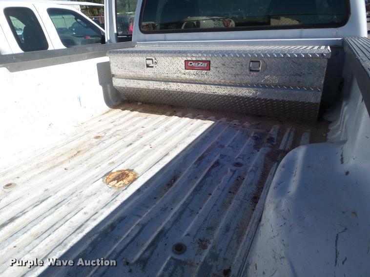 image for item DA5108 2005 Ford F250 Super Duty pickup truck