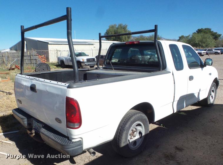 image for item DA5109 2004 Ford F150 SuperCab pickup truck