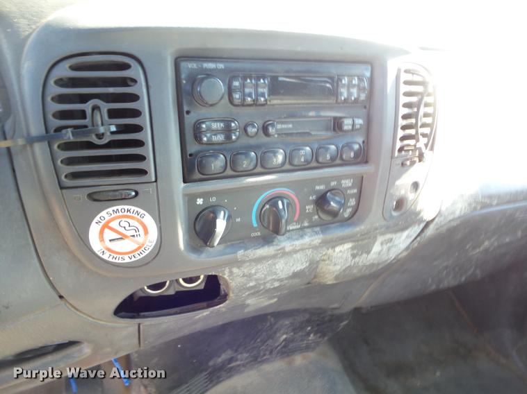 image for item DA5109 2004 Ford F150 SuperCab pickup truck