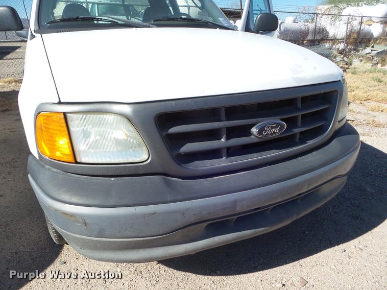 image for item DA5109 2004 Ford F150 SuperCab pickup truck