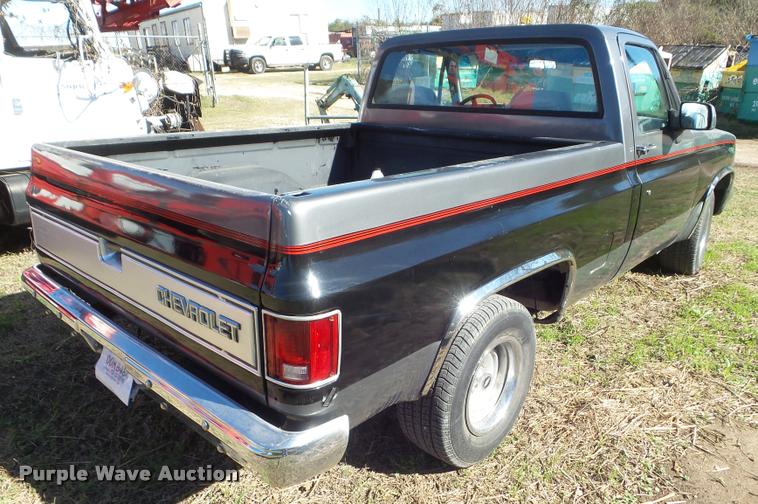 image for item DA5148 1987 Chevrolet R10 pickup truck