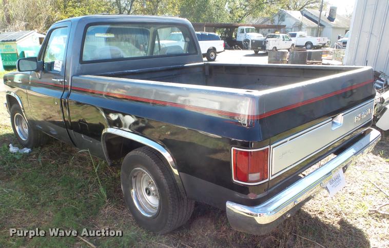 image for item DA5148 1987 Chevrolet R10 pickup truck