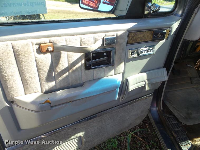 image for item DA5148 1987 Chevrolet R10 pickup truck