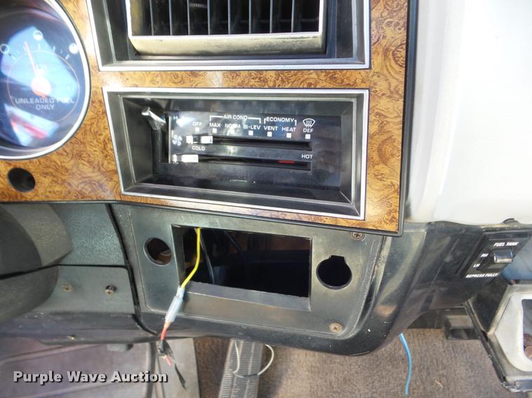 image for item DA5148 1987 Chevrolet R10 pickup truck