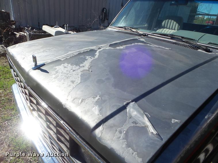 image for item DA5148 1987 Chevrolet R10 pickup truck