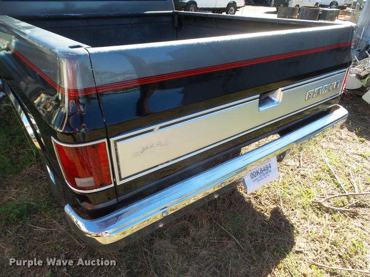 image for item DA5148 1987 Chevrolet R10 pickup truck