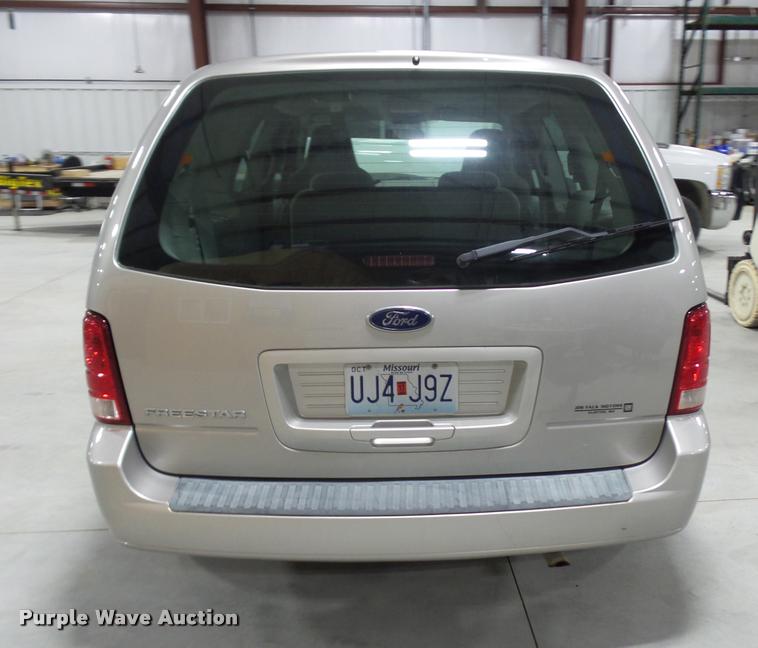 image for item DA5750 2005 Ford Freestar van