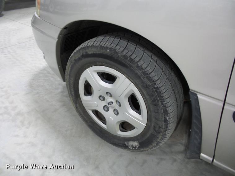 image for item DA5750 2005 Ford Freestar van