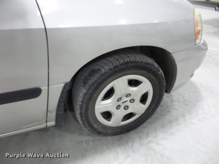 image for item DA5750 2005 Ford Freestar van
