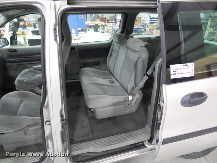 image for item DA5750 2005 Ford Freestar van