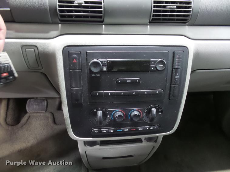 image for item DA5750 2005 Ford Freestar van