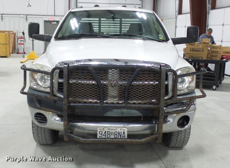 image for item DA5751 2007 Dodge Ram 2500 Quad Cab pickup truck