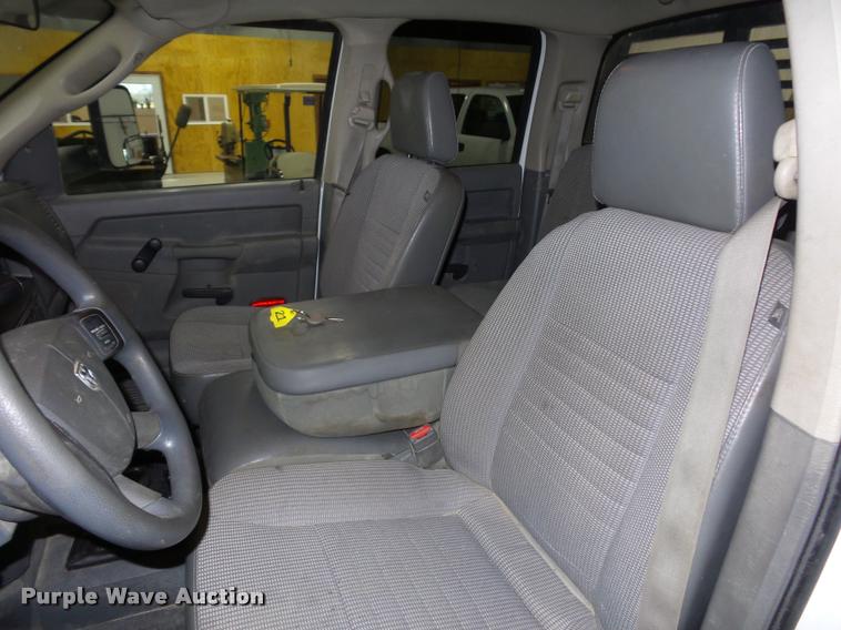 image for item DA5751 2007 Dodge Ram 2500 Quad Cab pickup truck