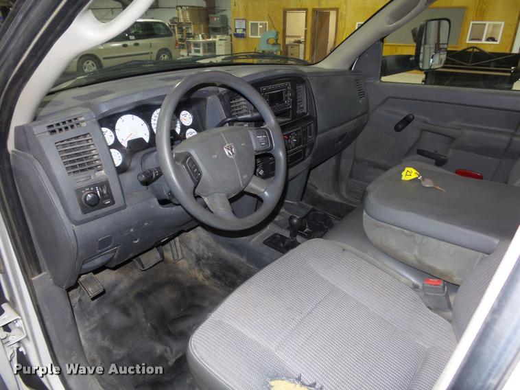 image for item DA5751 2007 Dodge Ram 2500 Quad Cab pickup truck