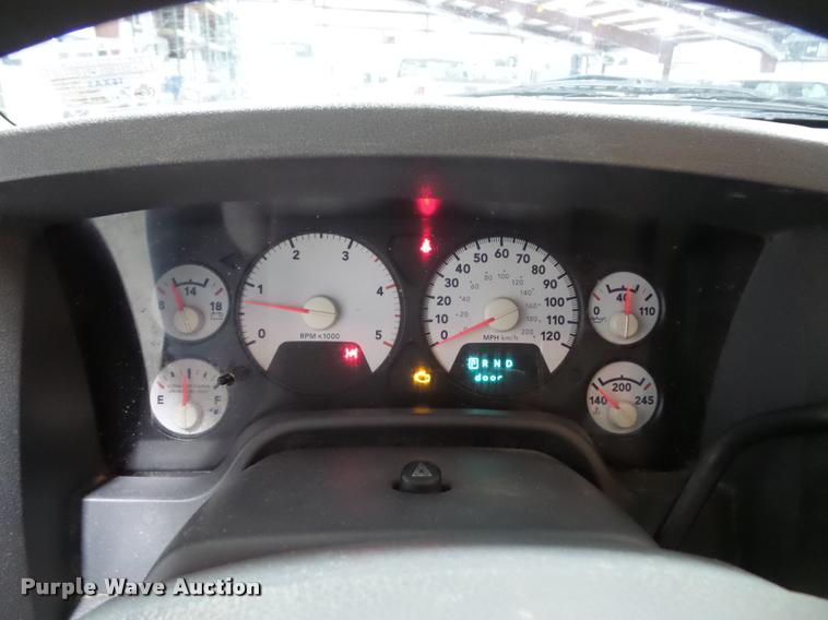 image for item DA5751 2007 Dodge Ram 2500 Quad Cab pickup truck