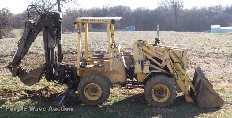 image for item DA5785 New Holland LB620 articulated backhoe