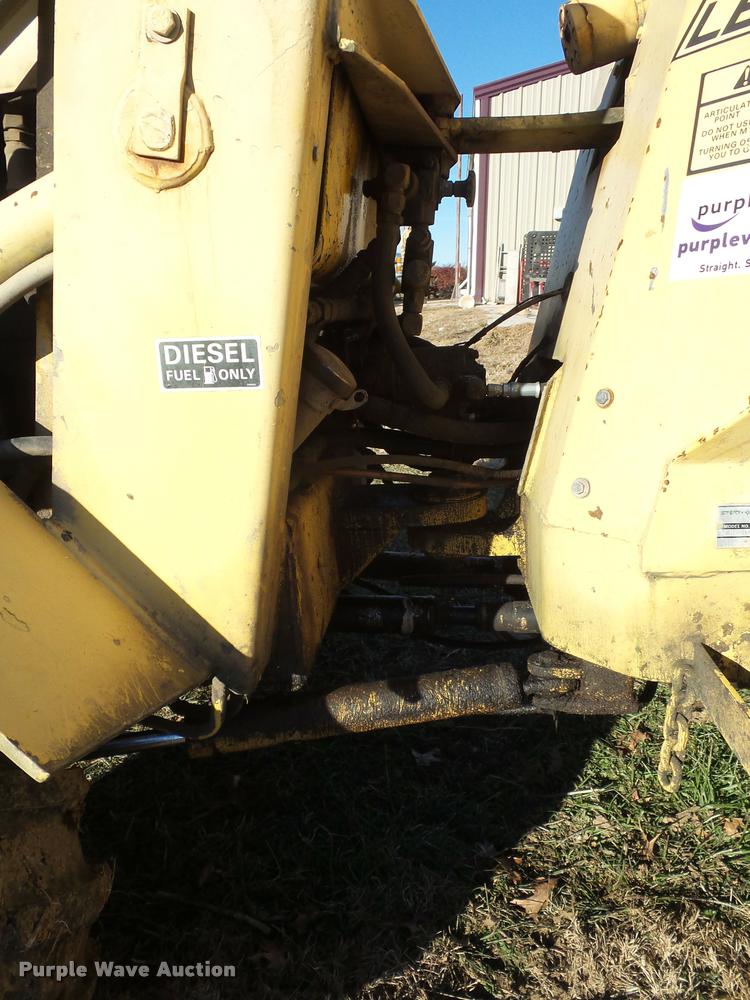 image for item DA5785 New Holland LB620 articulated backhoe