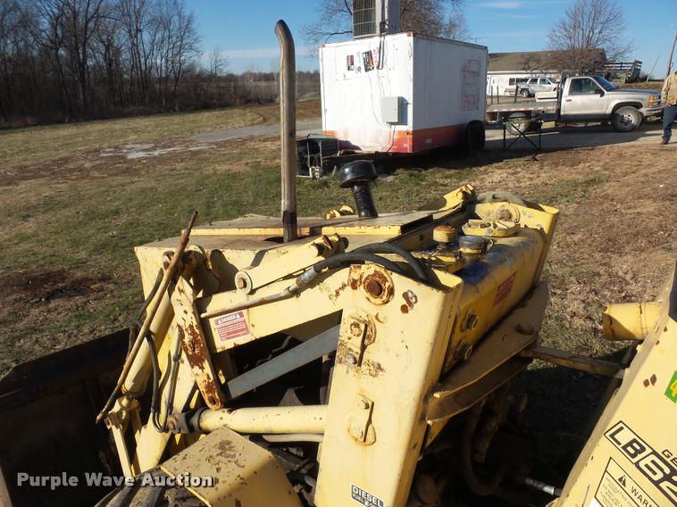 image for item DA5785 New Holland LB620 articulated backhoe